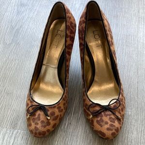 Sz7 Loft Animal Print Heels